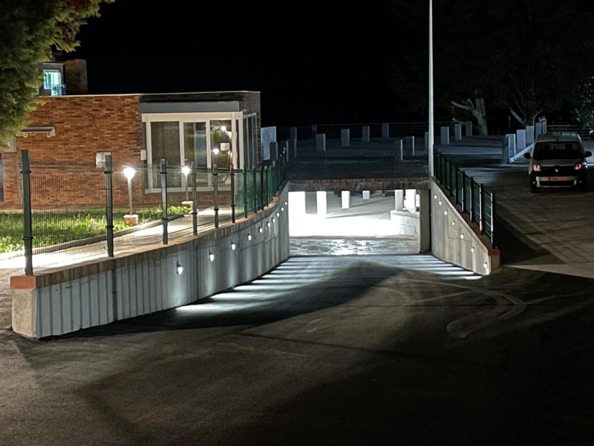 Apartamentos Zenit Mar Noja Bagian luar foto